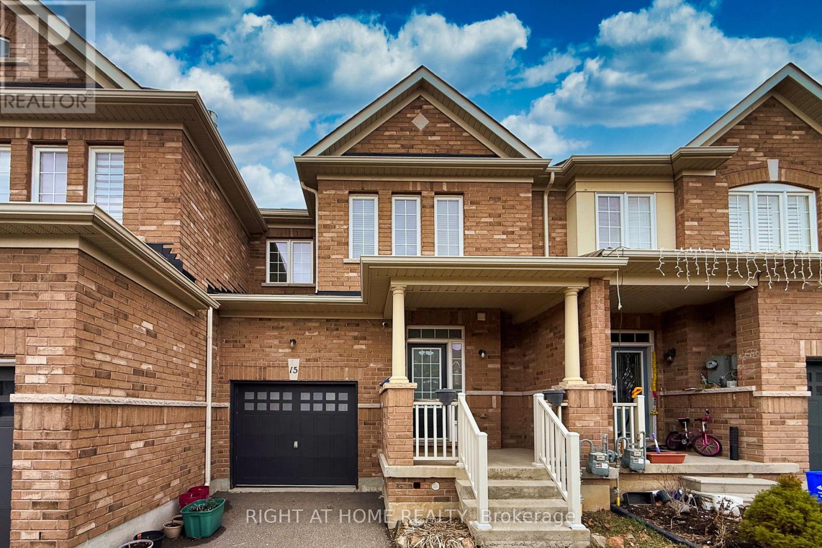 Townhouse at 15 MUNCH PLACE, Milton (WI Willmott)