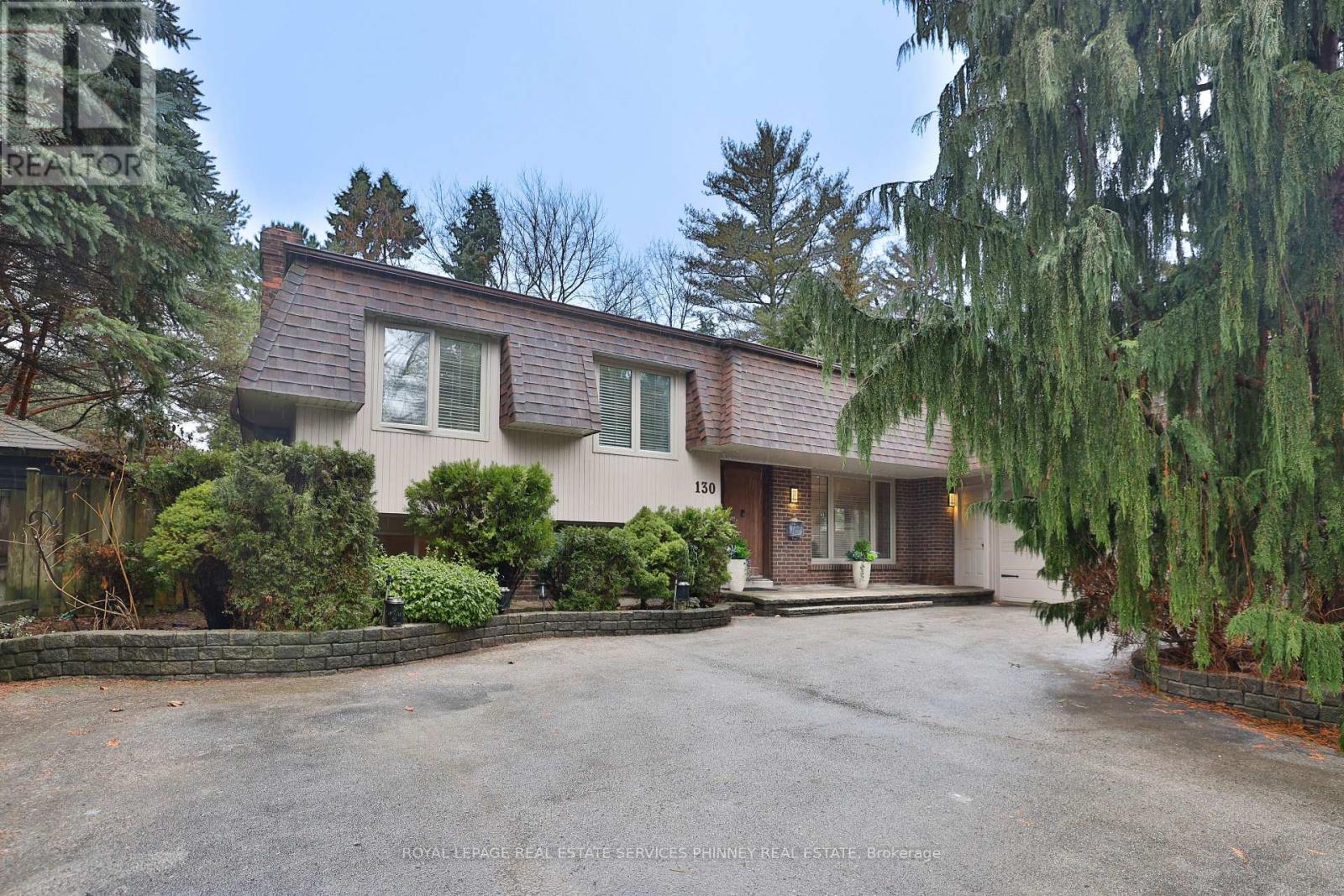 Detached at 130 TAVISTOCK SQUARE, Oakville (SW Southwest)