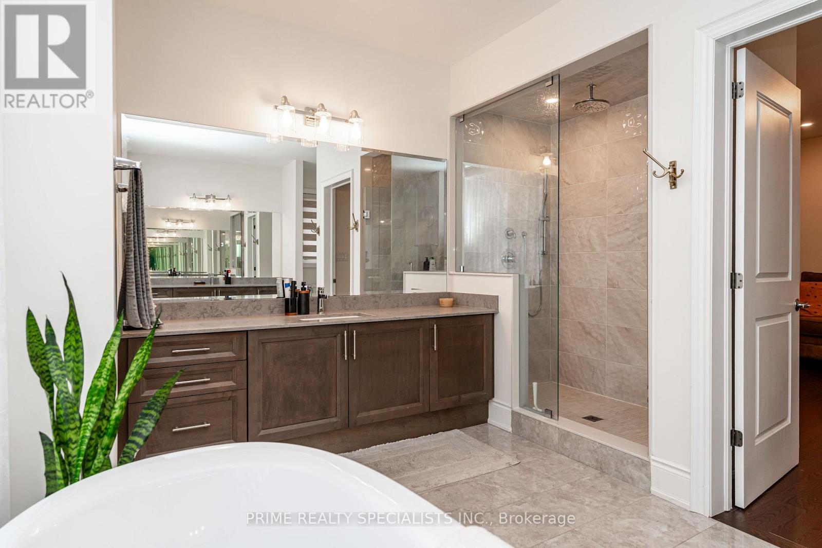 Detached at 21 MIDMORNING ROAD, Brampton