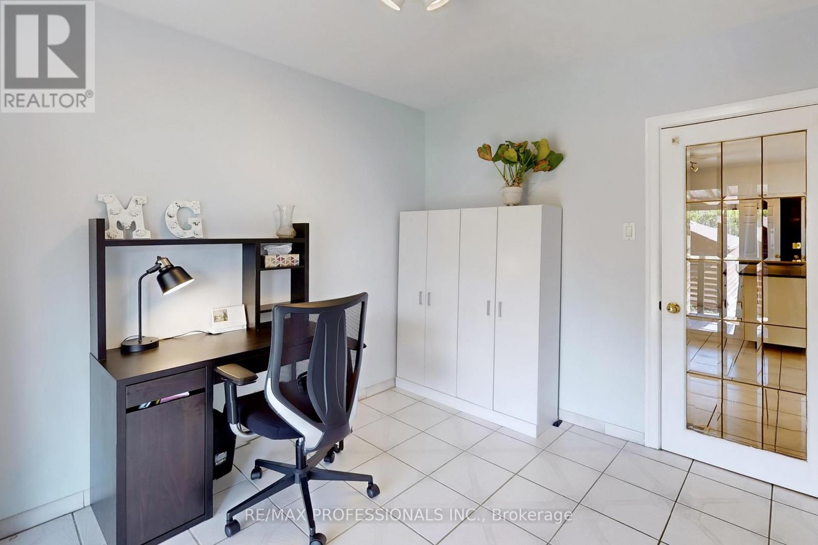 Detached at 24 BRAEBURN AVENUE, Toronto