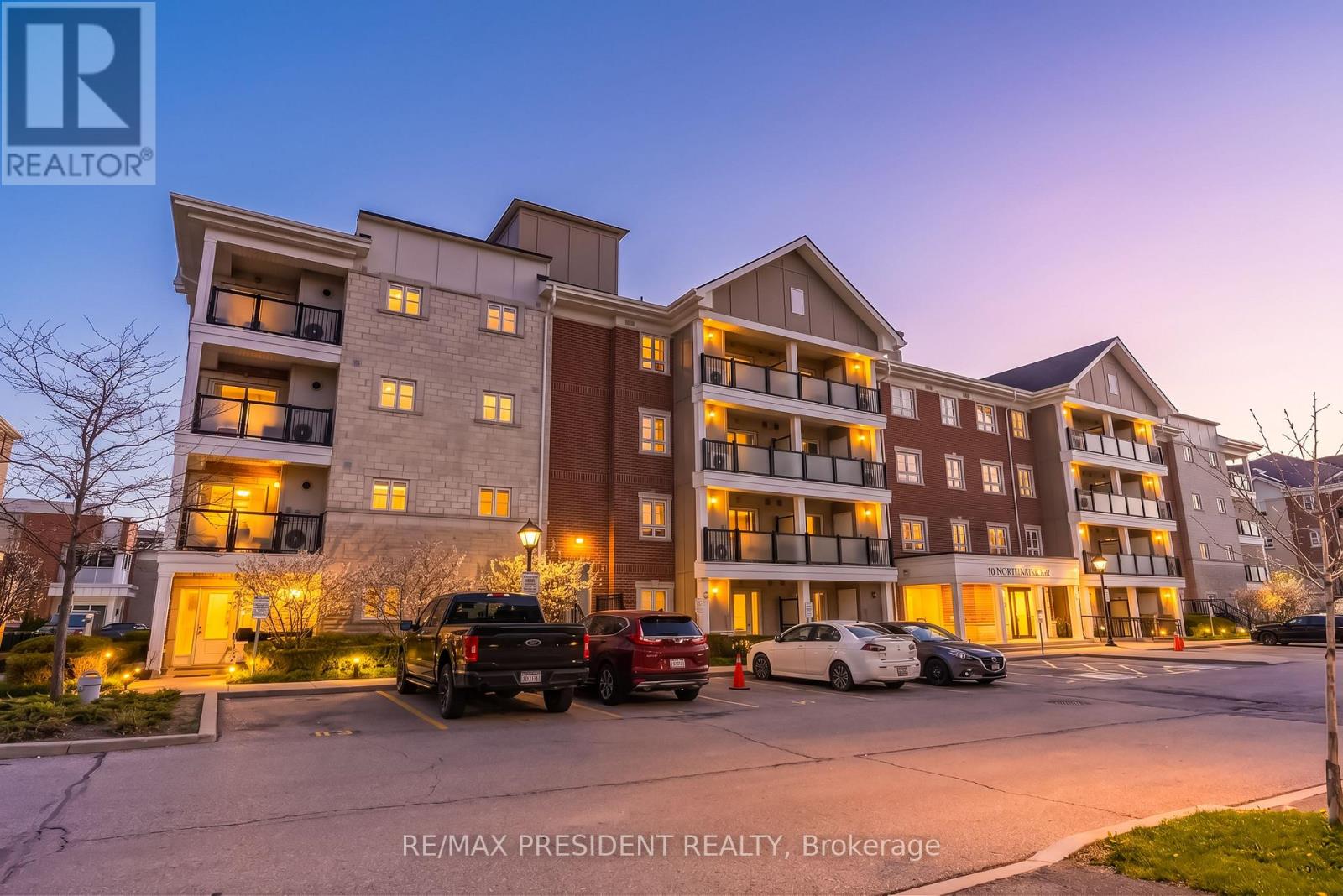 Apartment at 204 - 60 BAYCLIFFE CRESCENT, Brampton (Northwest Brampton)