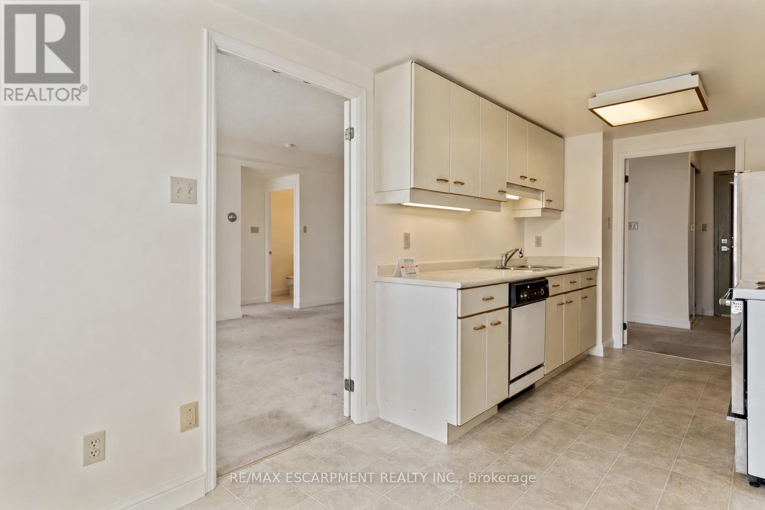 Apartment at 410 - 430 PEARL STREET, Burlington