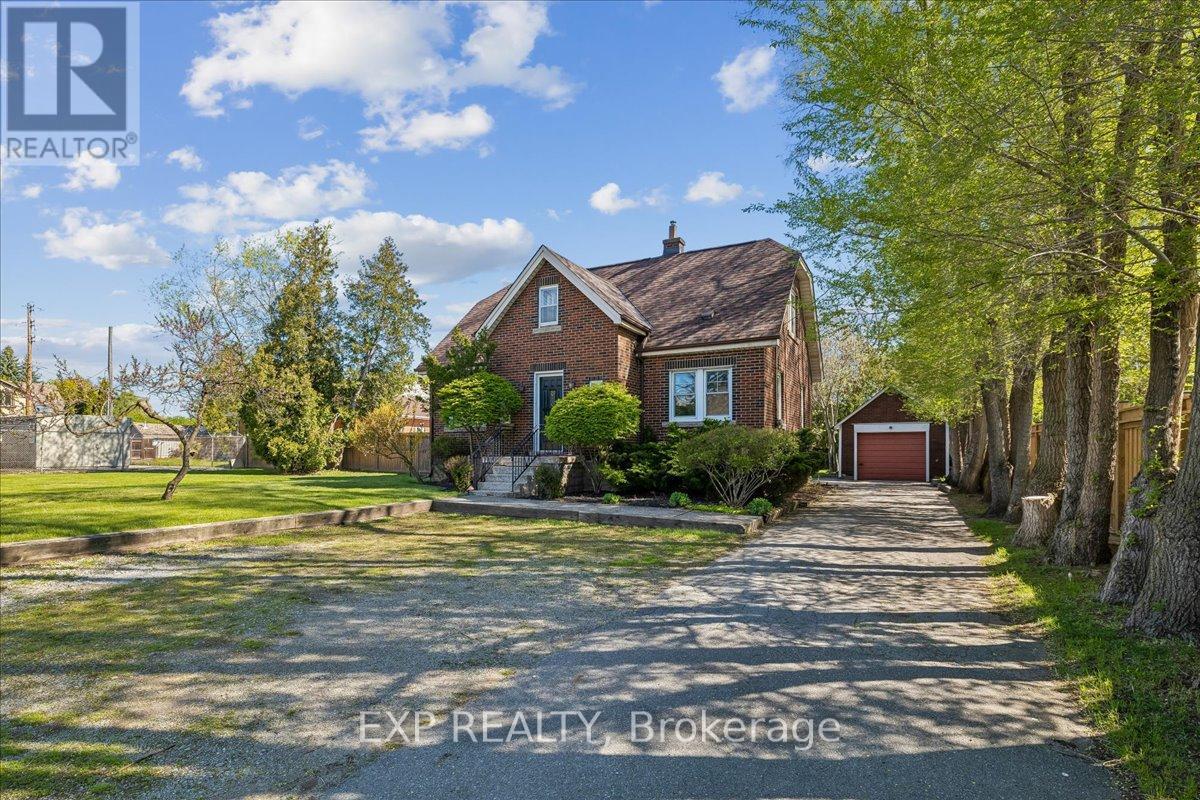 Detached at 1025 KING ROAD, Burlington (LaSalle)
