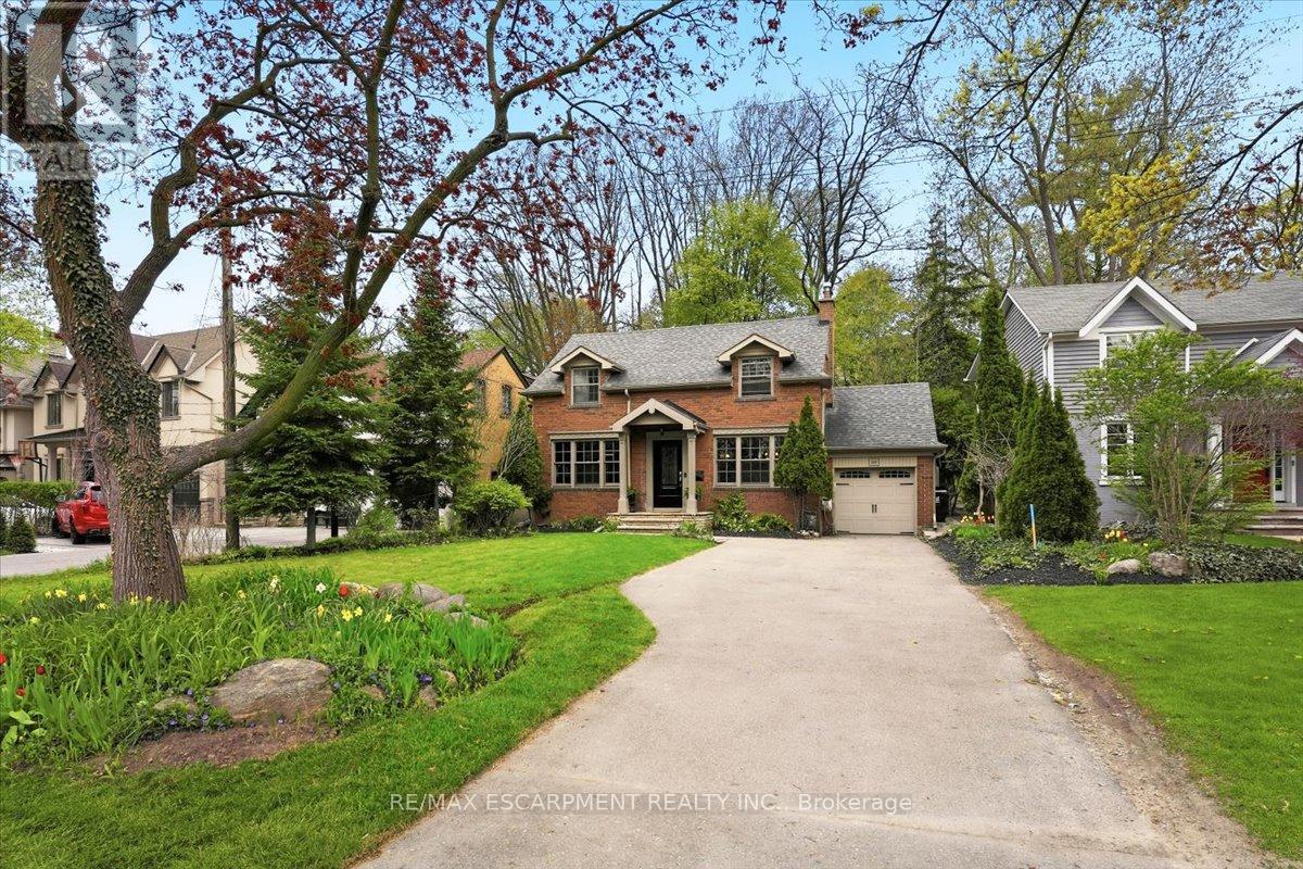 Detached at 242 THE KINGSWAY, Toronto (Edenbridge-Humber Valley)
