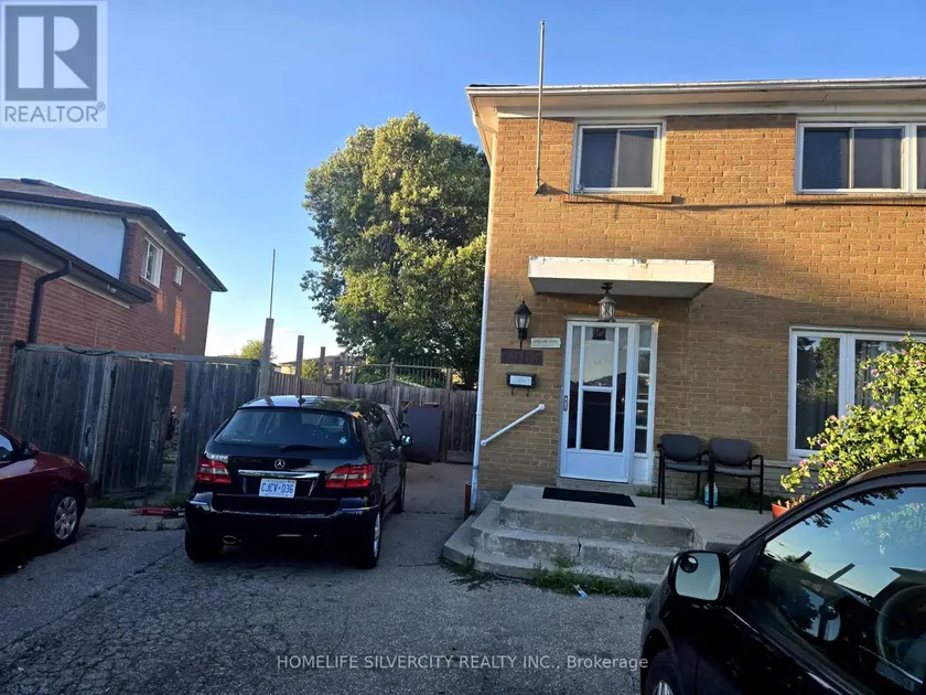 Semi-Detached/Link at 7585 WRENWOOD CRESCENT, Mississauga