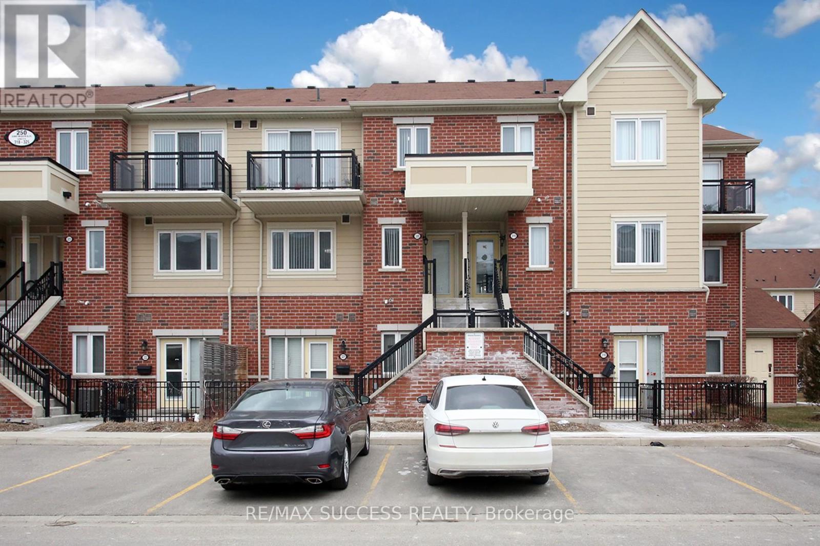 Townhouse at 320 - 250 SUNNY MEADOW BOULEVARD, Brampton (Sandringham-Wellington)