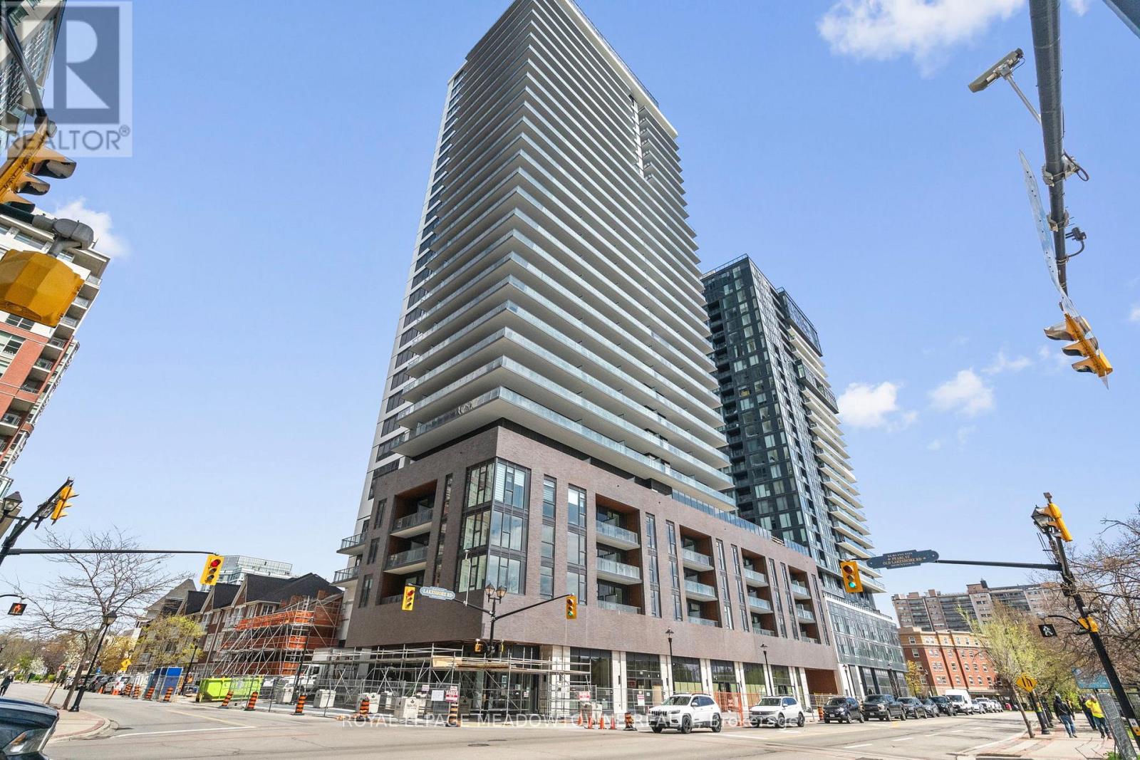 Apartment at 902 - 2075 LAKESHORE ROAD, Burlington (Brant)