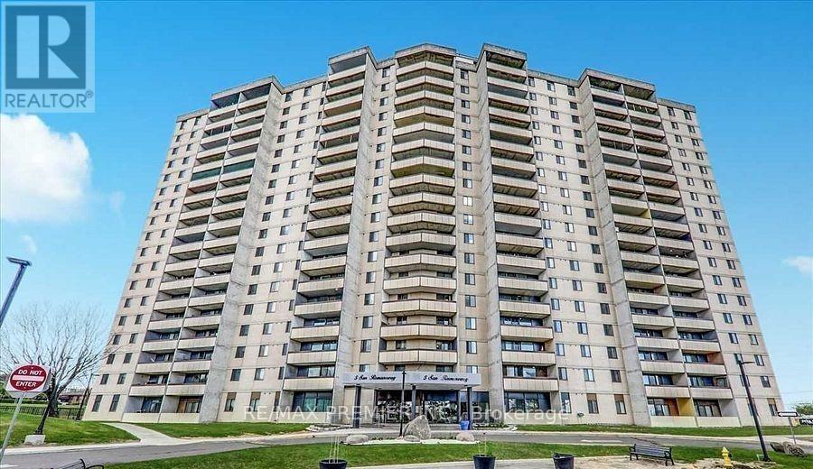 Apartment at 705 - 5 SAN ROMANO WAY, Toronto