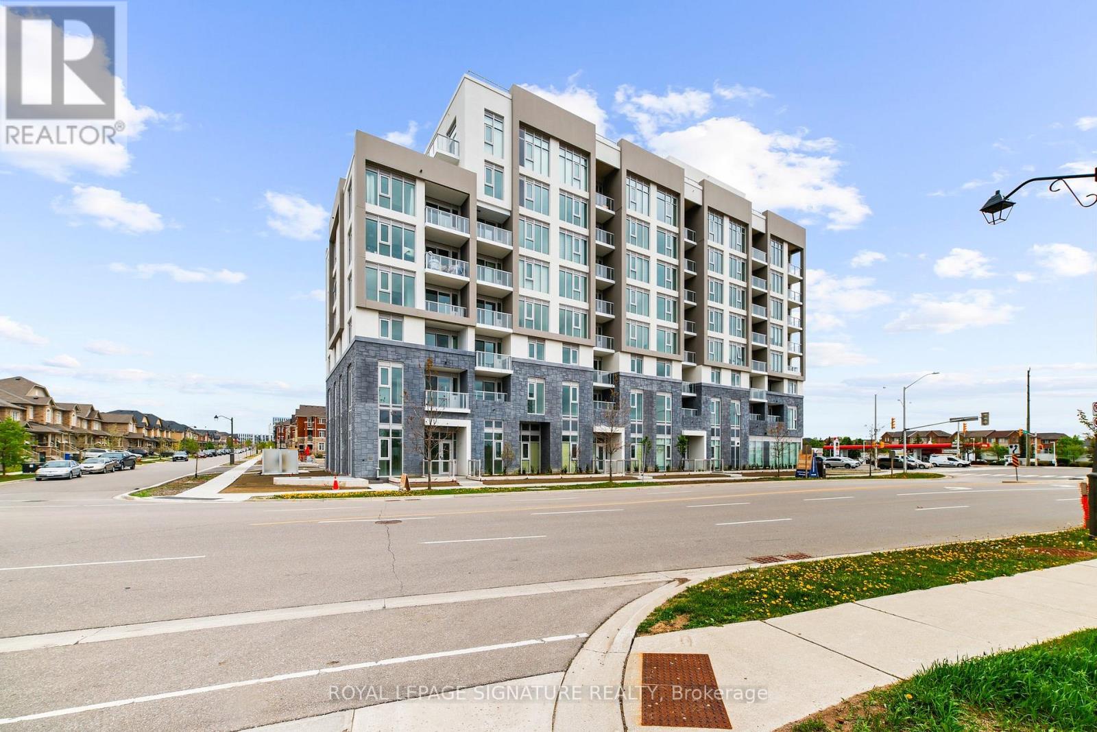 Apartment at 412 SILVER MAPLE ROAD, Oakville (JM Joshua Meadows)
