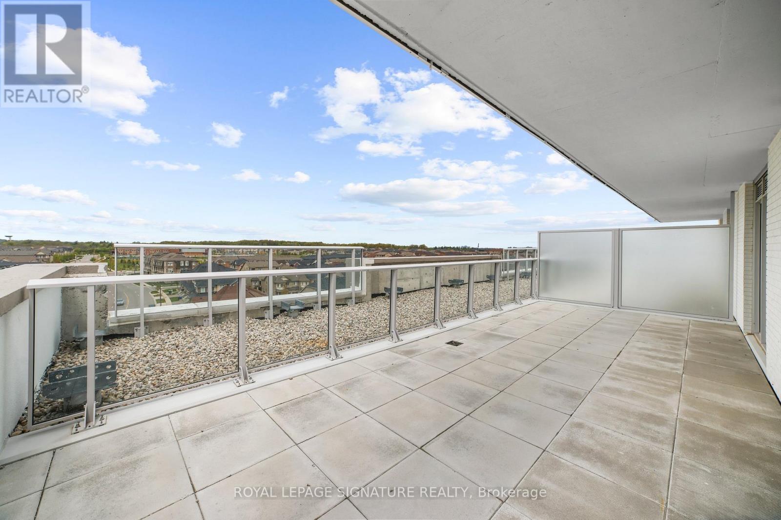 Apartment at 716 - 412 SILVER MAPLE ROAD, Oakville
