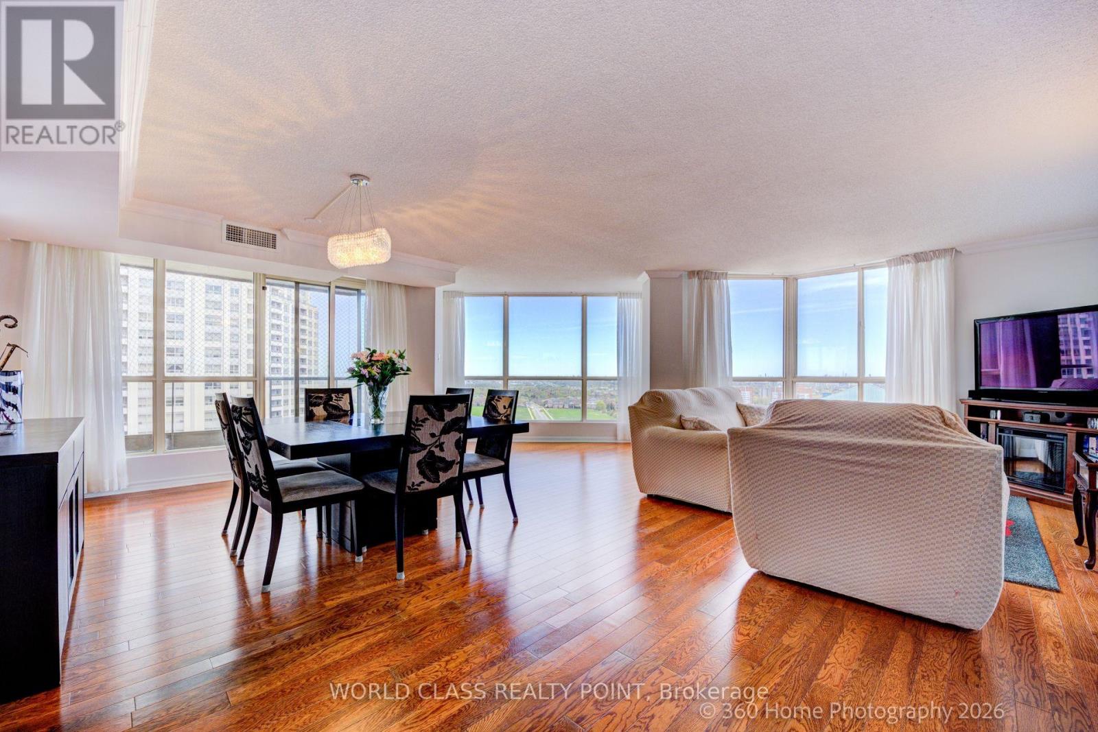Apartment at 1811 - 55 KINGSBRIDGE GARDEN CIRCLE, Mississauga (Hurontario)