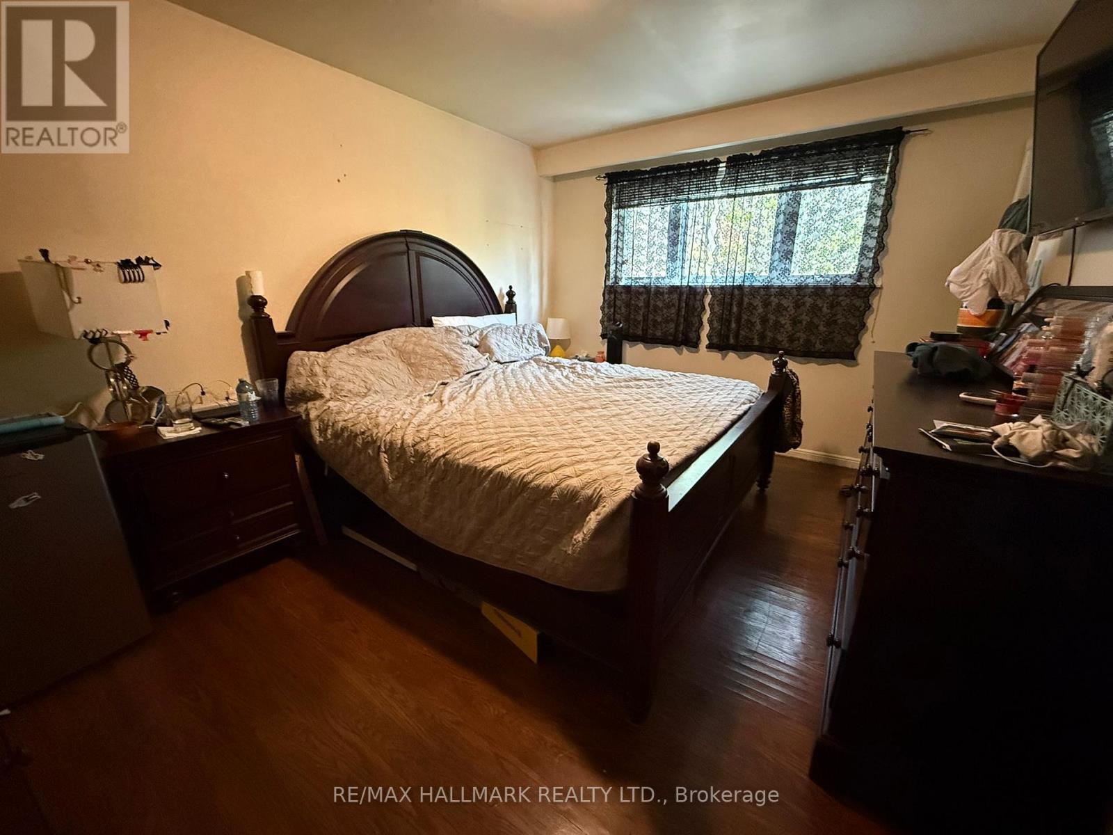 Detached at 357 MONICA CRESCENT, Burlington