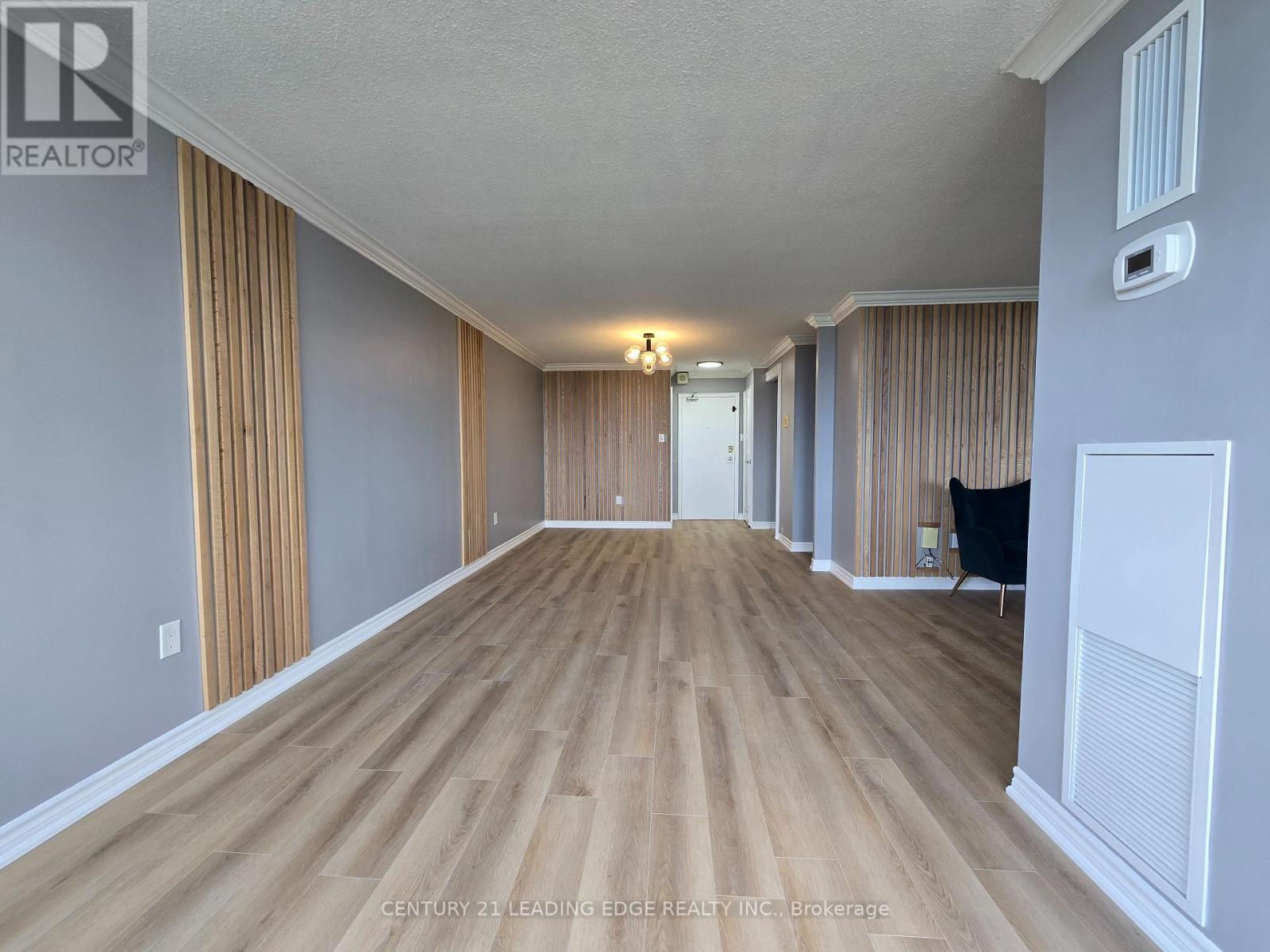 Apartment at 1007 - 3100 KIRWIN AVENUE, Mississauga