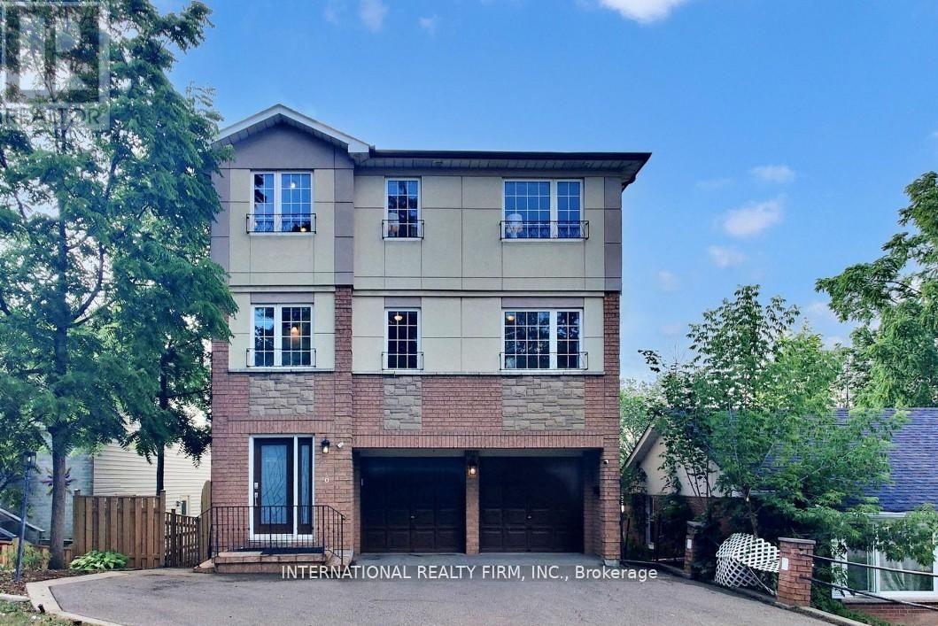 Detached at THIRD LEVEL - 6 ENGLISH STREET, Brampton (Brampton West)