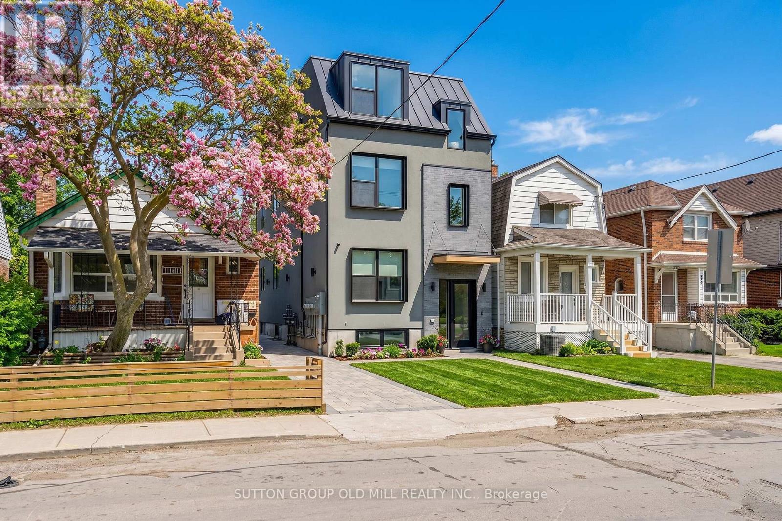 Multiplex at 03 - 625 HARVIE AVENUE, Toronto (Caledonia-Fairbank)