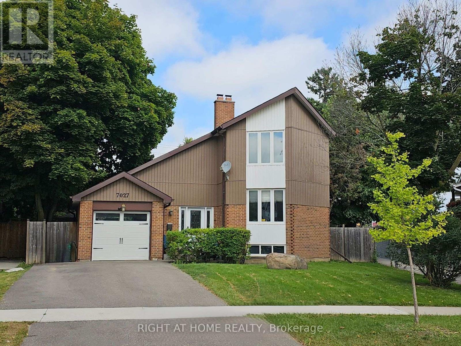 Detached at 7027 ESTORIL ROAD, Mississauga (Meadowvale)