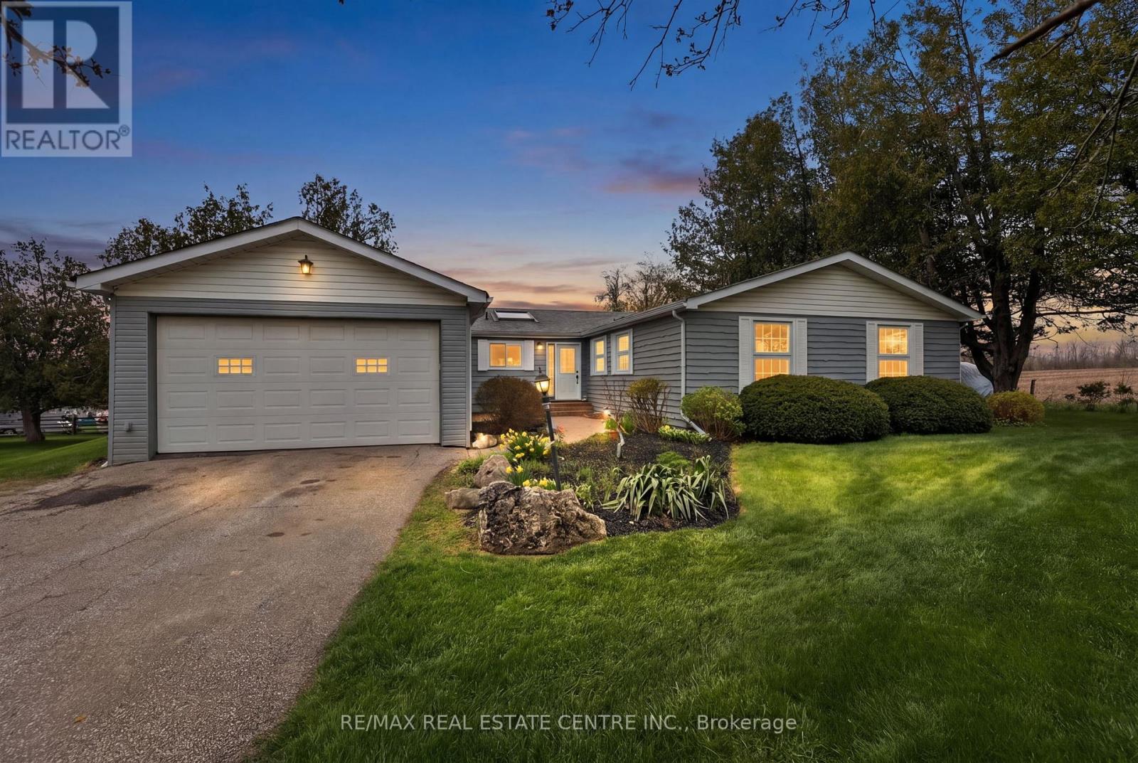Detached at 19290 HURONTARIO STREET, Caledon