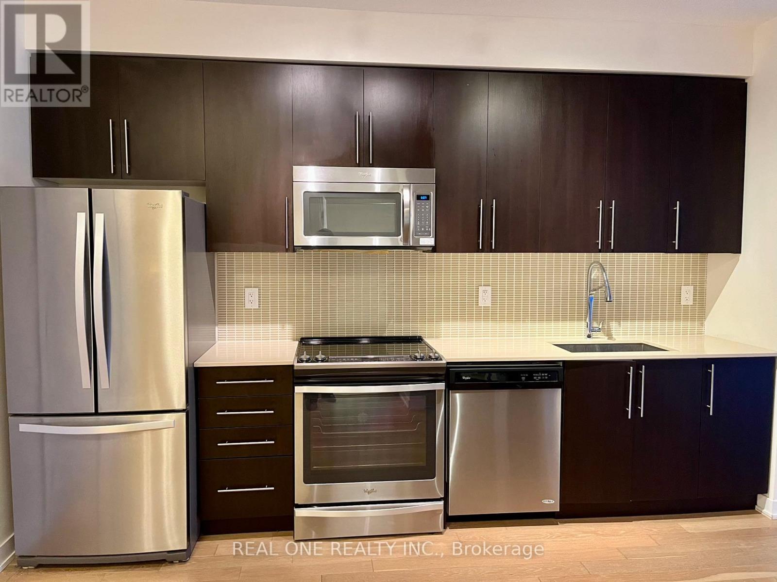 Apartment at 1510 - 510 CURRAN PLACE, Mississauga (City Centre)