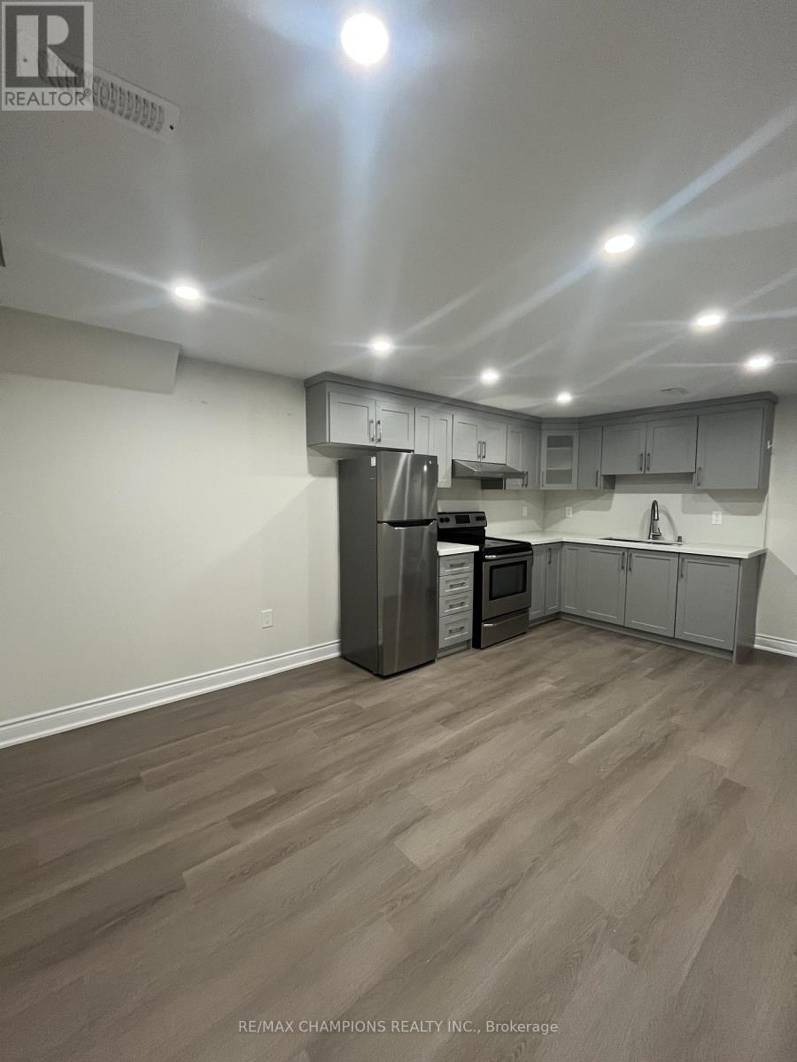 Semi-Detached/Link at 19 PENTONVILLE ROAD, Brampton (Sandringham-Wellington)