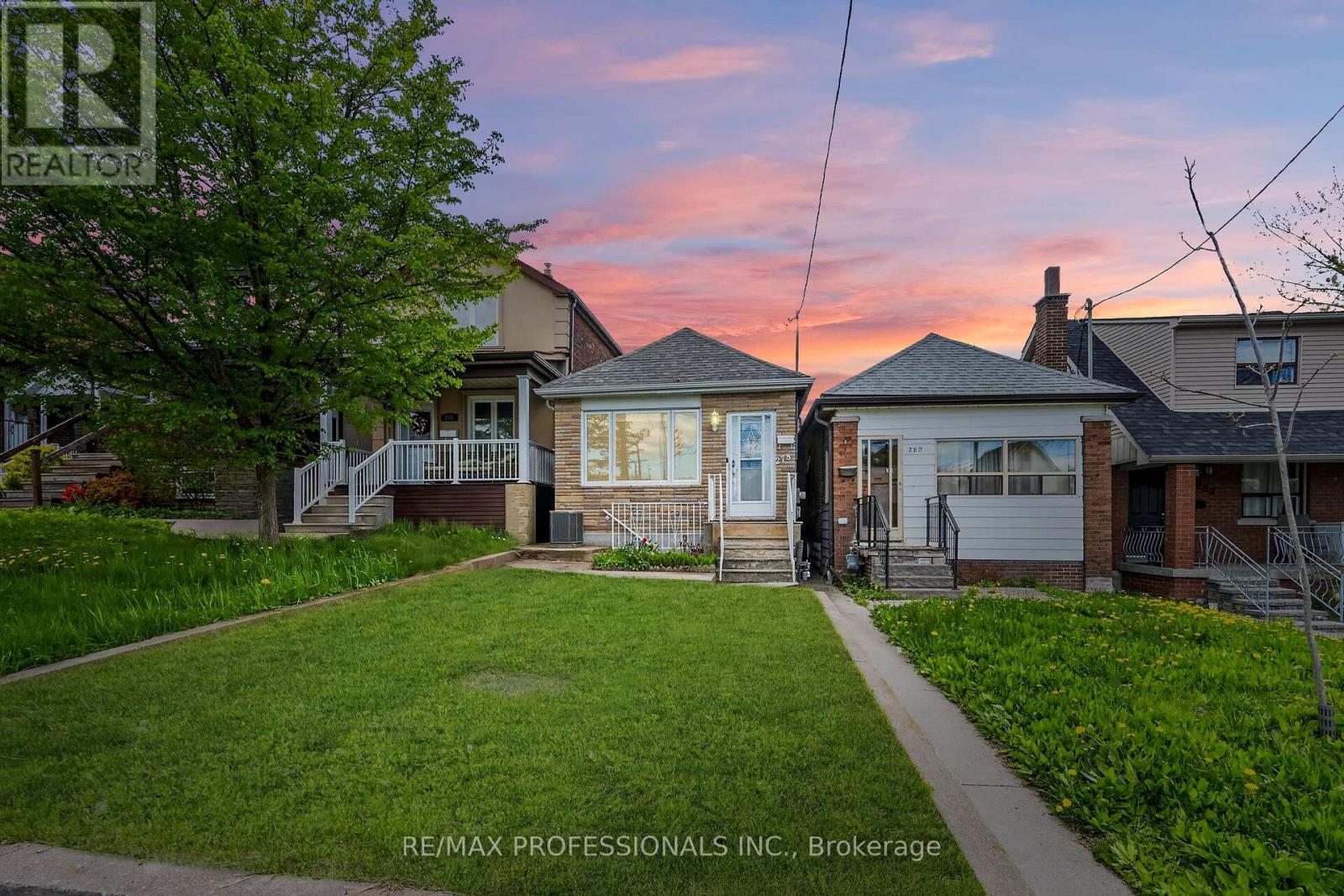 Detached at 278 CALEDONIA ROAD, Toronto (Caledonia-Fairbank)