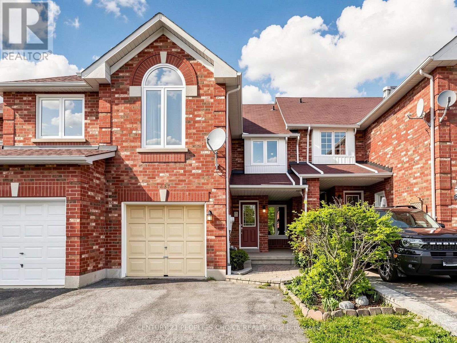 Townhouse at 1327 KILLABY DRIVE, Mississauga (East Credit)