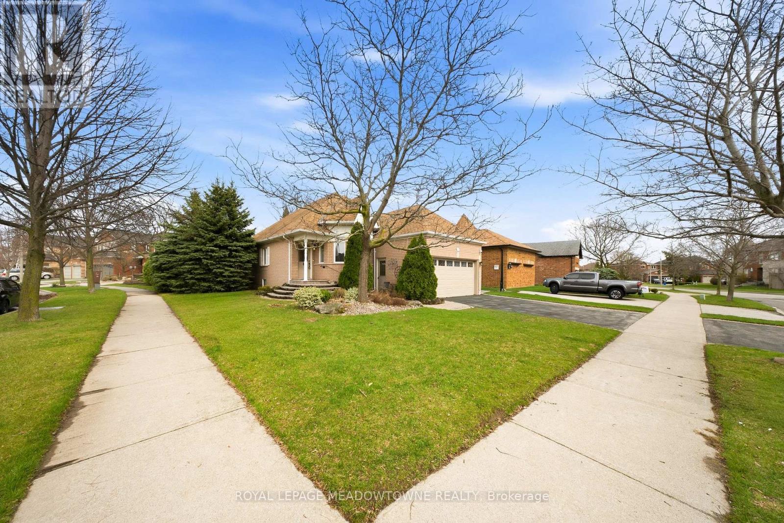 Detached at 20 HUFFMANN DRIVE, Halton Hills (Georgetown)
