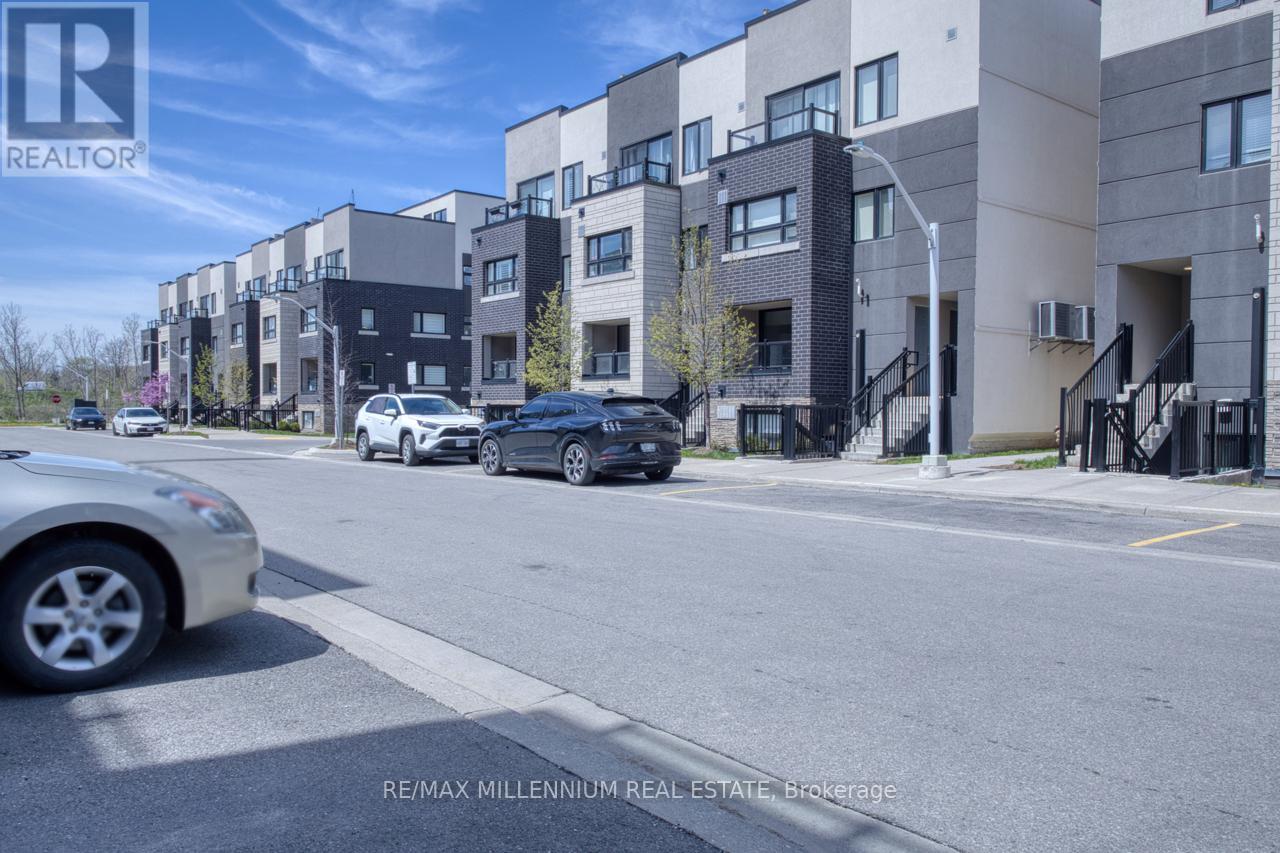 Townhouse at 709 - 1131 COOKE BOULEVARD, Burlington (LaSalle)