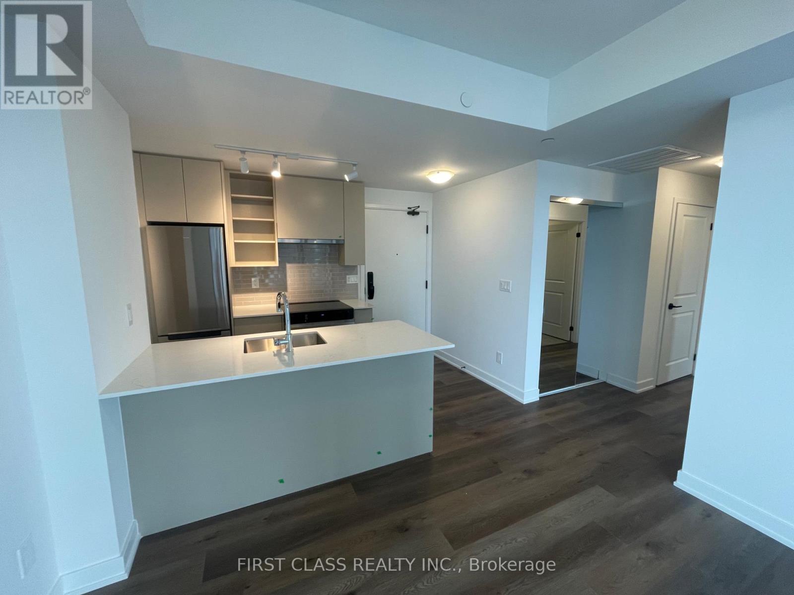 Apartment at 2003 - 2075 LAKESHORE ROAD, Burlington (Brant)