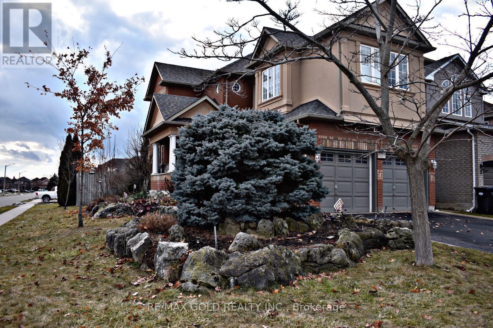 Detached at 28 BUSHBERRY ROAD N, Brampton (Snelgrove)