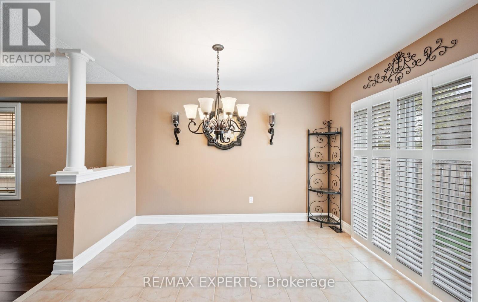 Semi-Detached/Link at 118 SENATOR WAY, Caledon