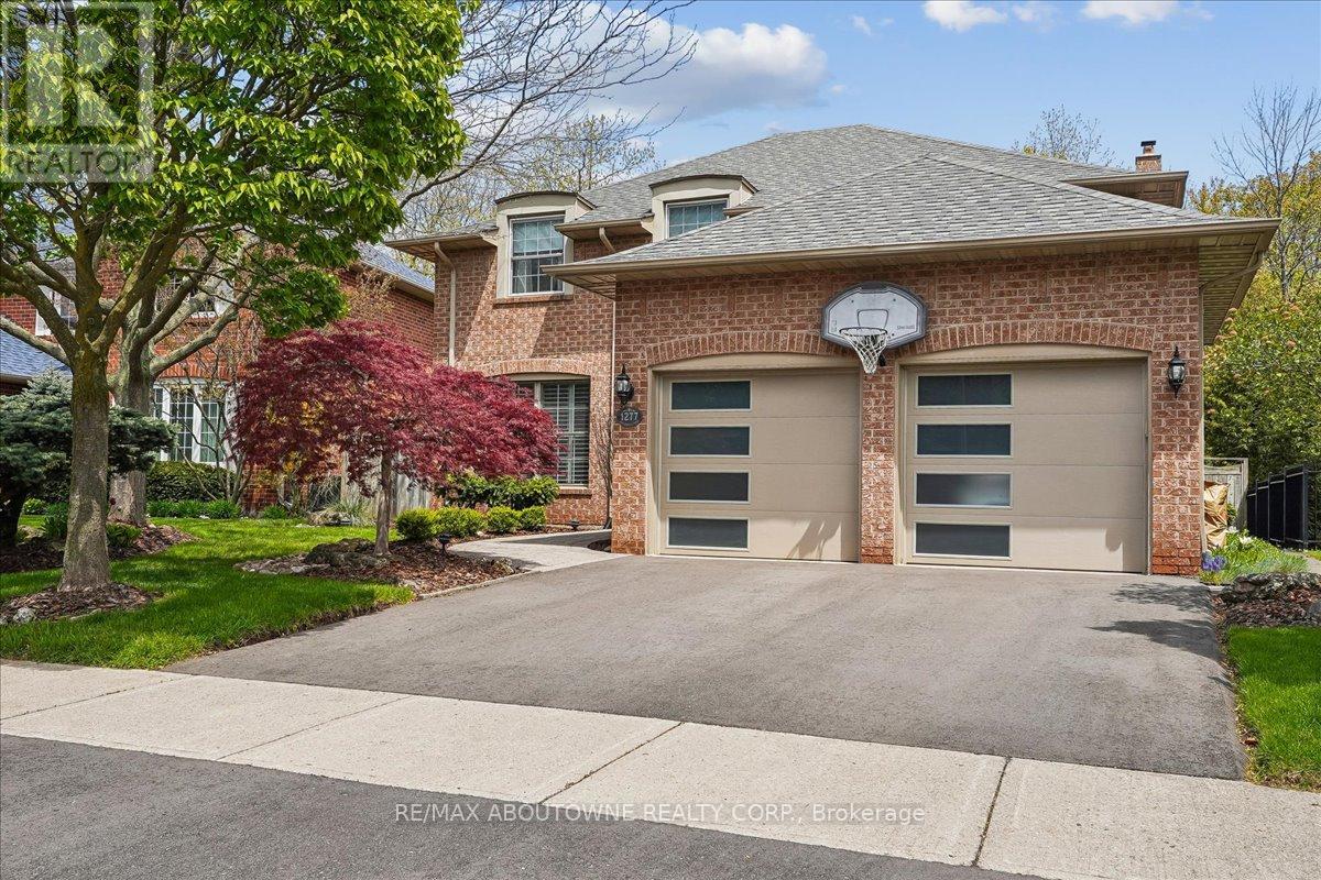 Detached at 1277 OLD BRIDLE PATH, Oakville (GA Glen Abbey)