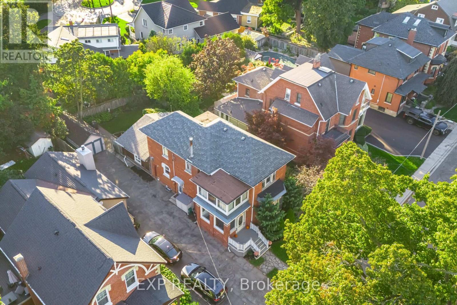 Detached at 51 CHAPEL STREET, Brampton (Downtown Brampton)
