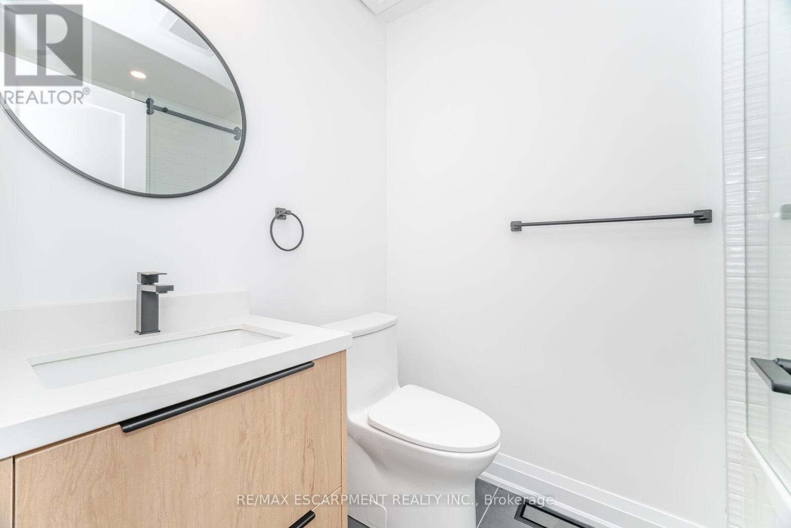 Detached at 2276 WYANDOTTE DRIVE, Oakville