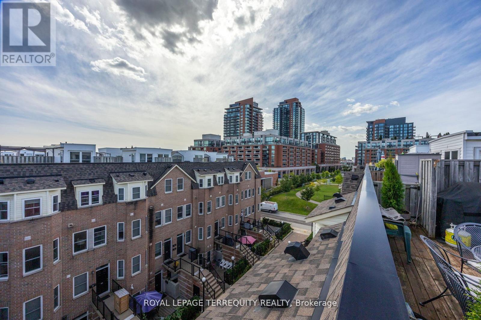 Townhouse at 129 - 760 LAWRENCE AVENUE, Toronto