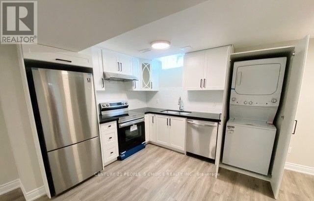 Detached at 922 SILVERTHORN MILL AVENUE, Mississauga (Meadowvale Village)