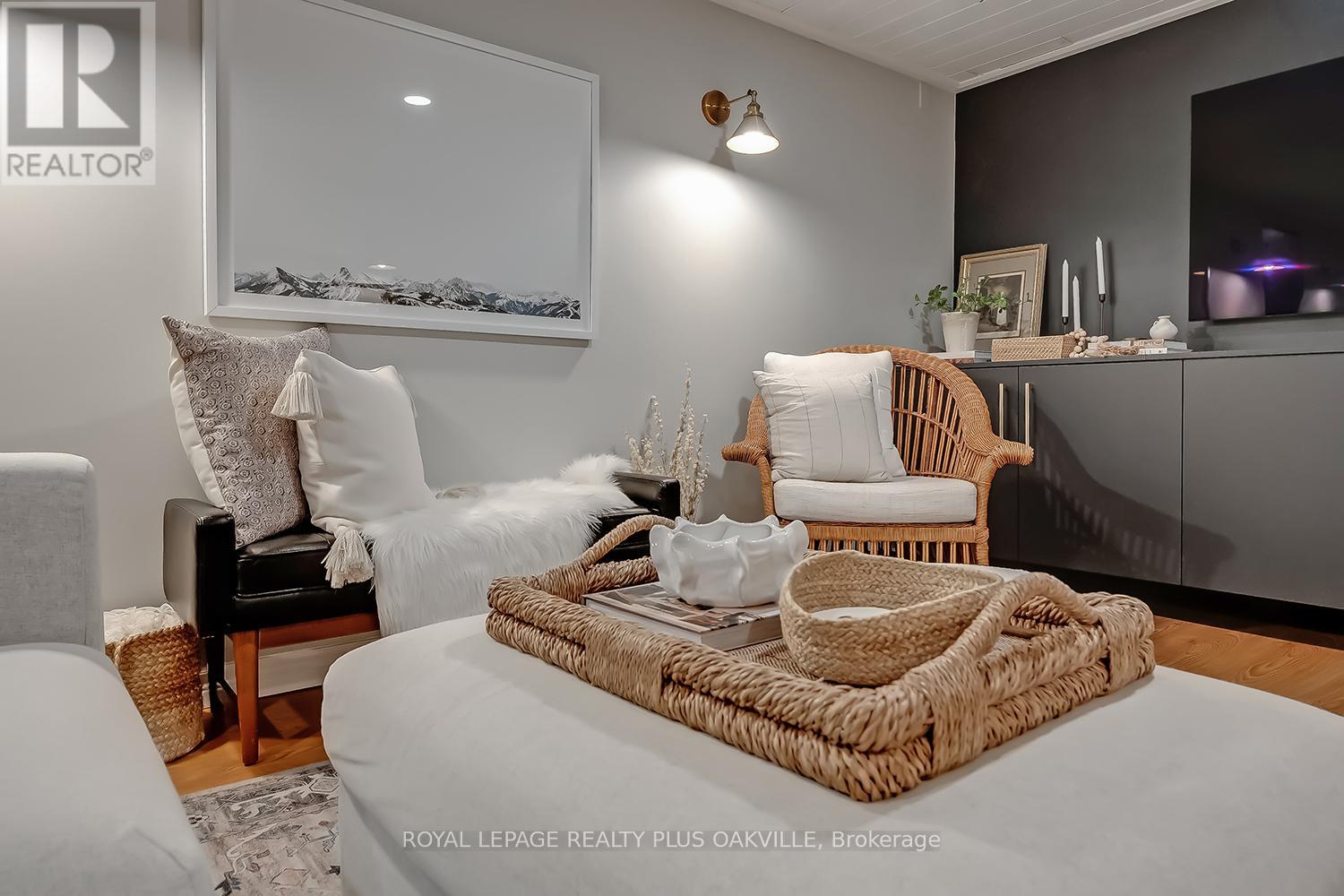 Semi-Detached/Link at 1159 BARCLAY CIRCLE, Milton