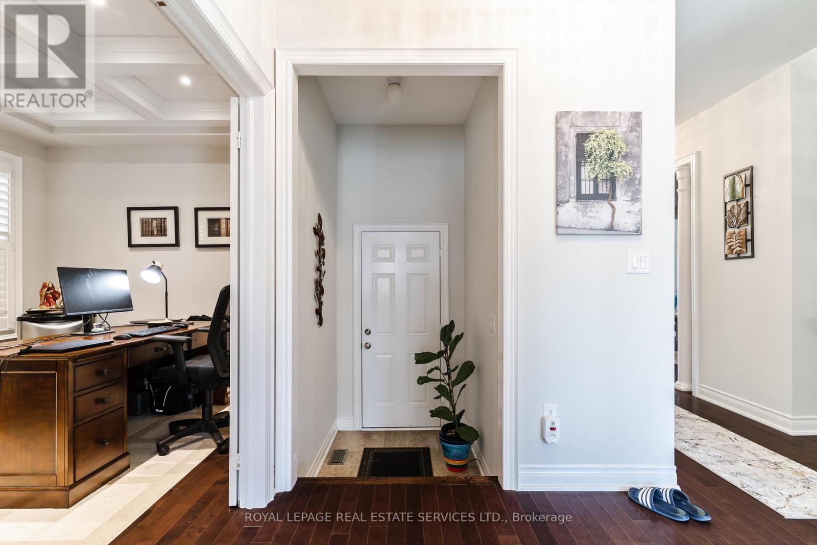 Detached at 531 BRIDGEVIEW ROAD, Oakville