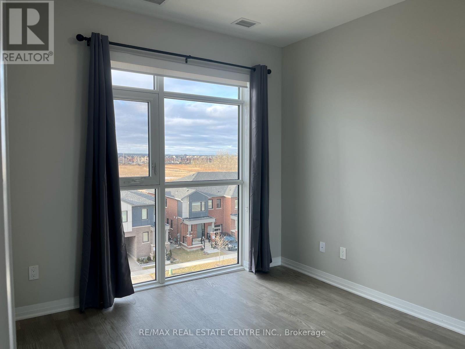 Apartment at 422 - 460 GORDON KRANTZ AVENUE, Milton