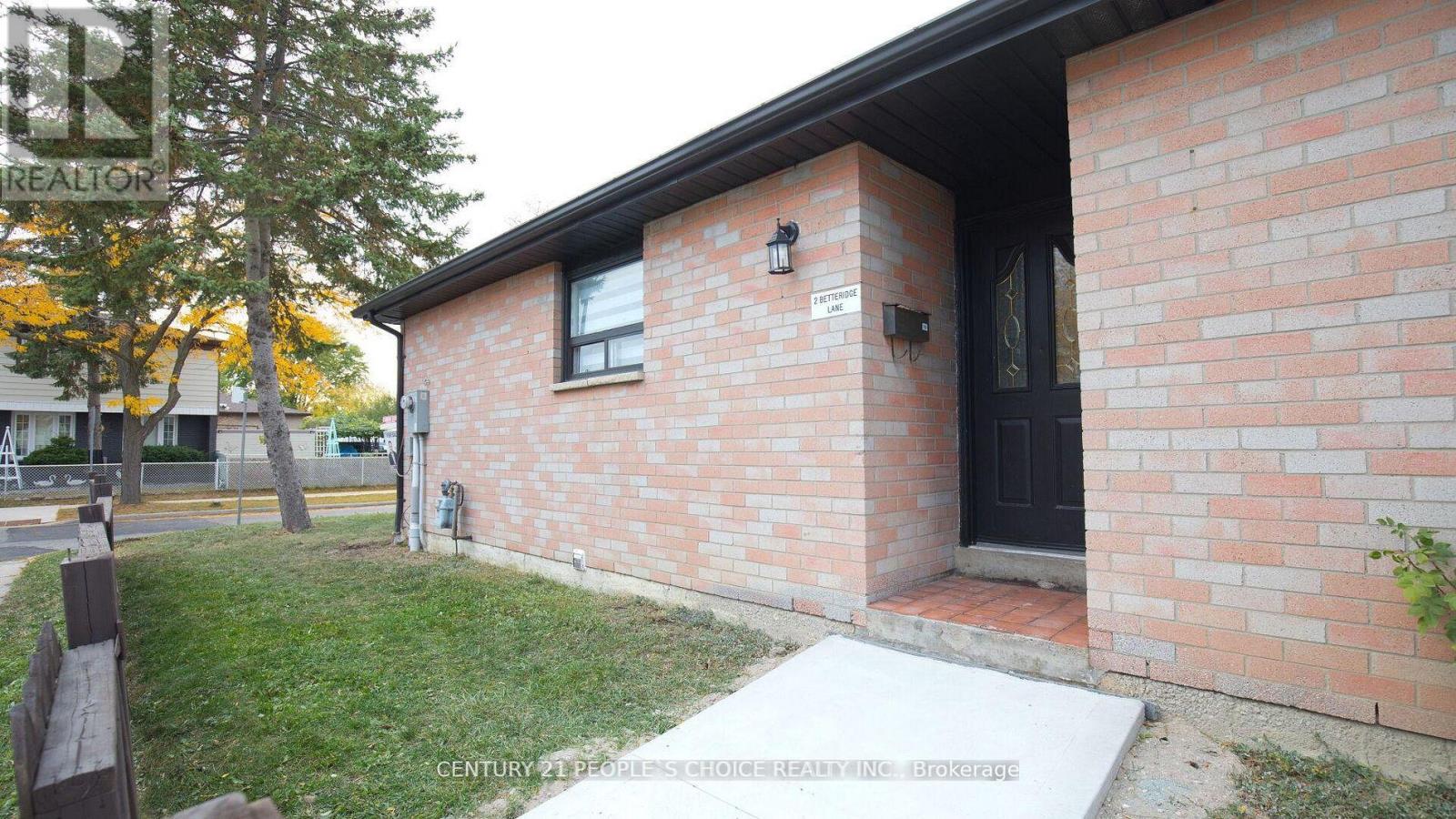 Detached at 2 BETTERIDGE LANE W, Toronto