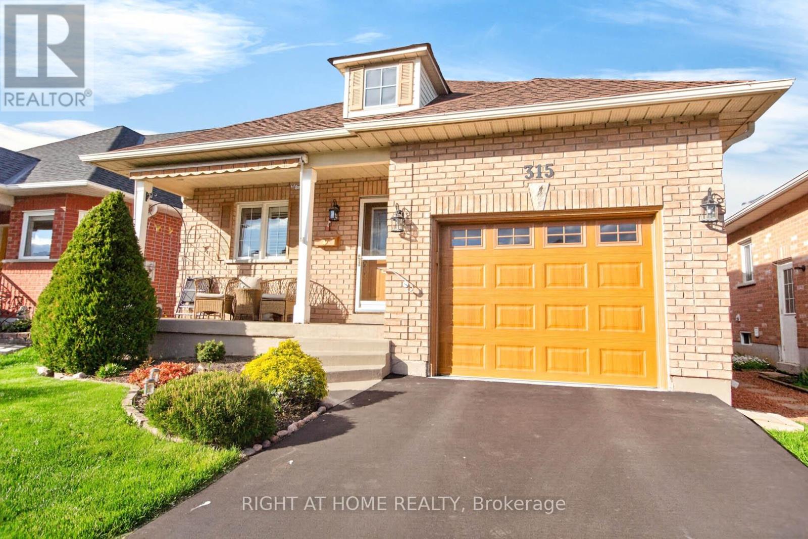Detached at 315 CENTENNIAL FOREST DRIVE, Milton (TM Timberlea)