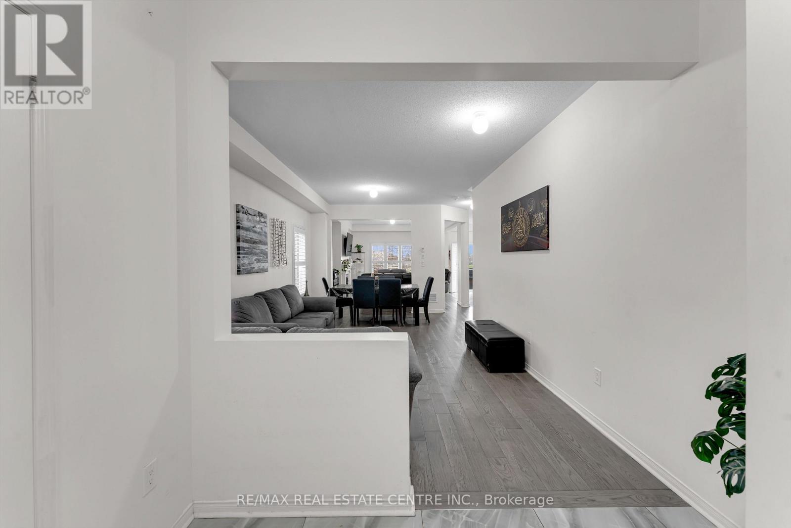 Detached at 10 JENNA COURT, Brampton