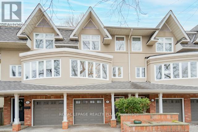 Townhouse at 83 KERR STREET, Oakville (CO Central)