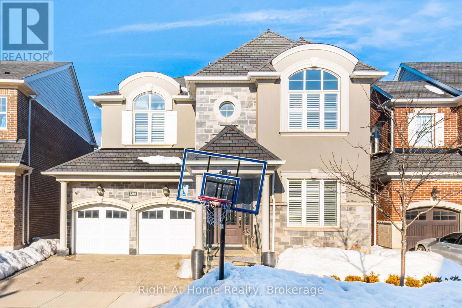 Detached at 3318 CHARLES BIGGAR DRIVE, Oakville (GO Glenorchy)