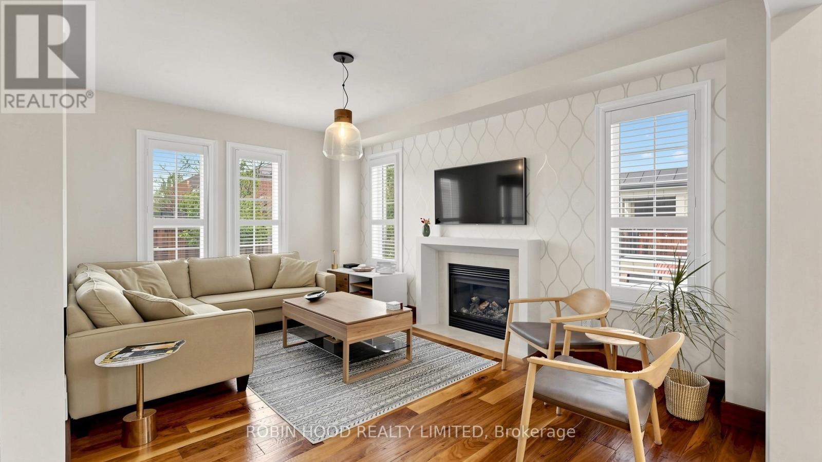 Detached at 3307 GRANITE GATE, Burlington
