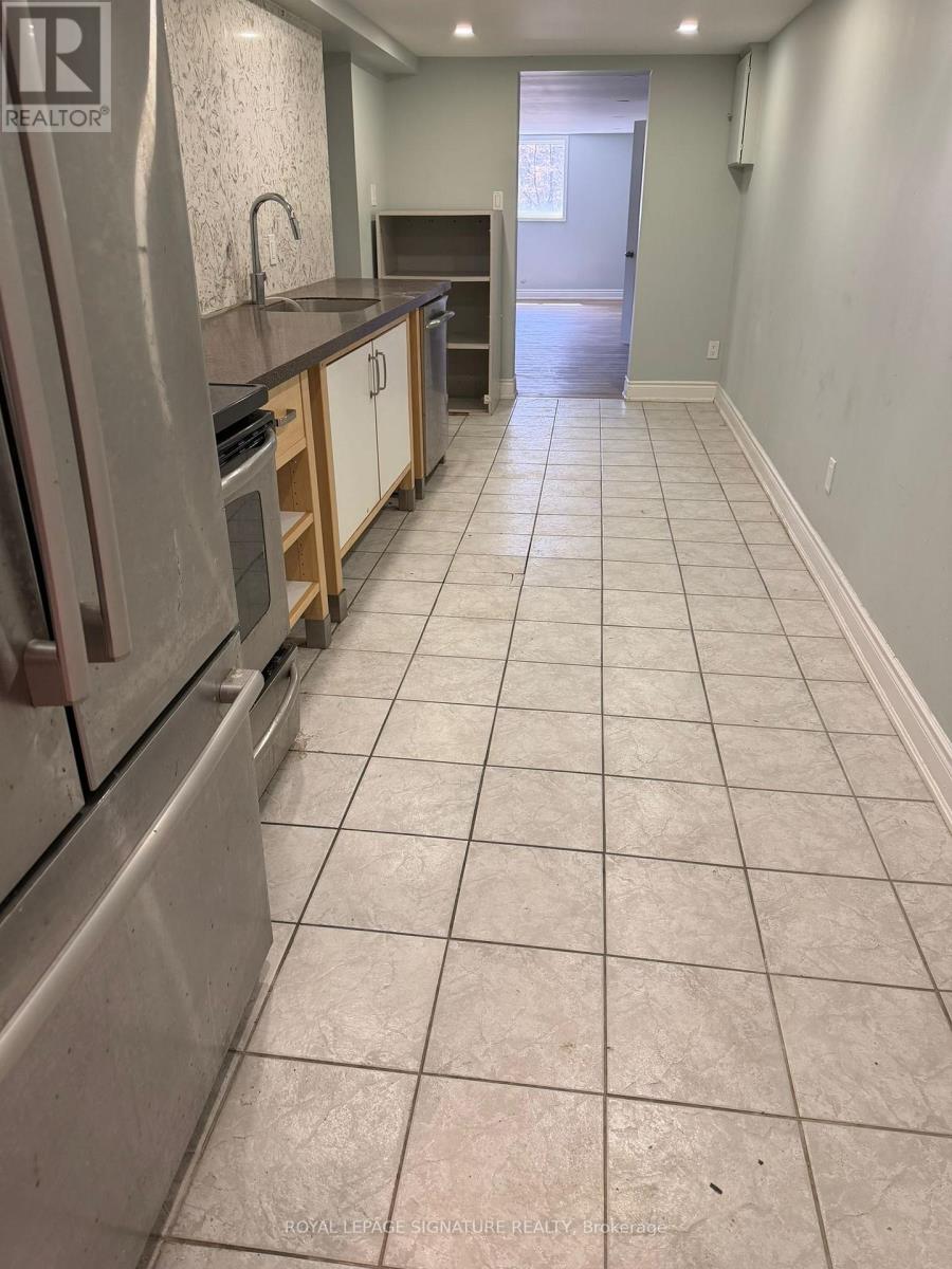 Detached at LOWER LEVEL - 3147 MAYFIELD ROAD, Brampton (Snelgrove)
