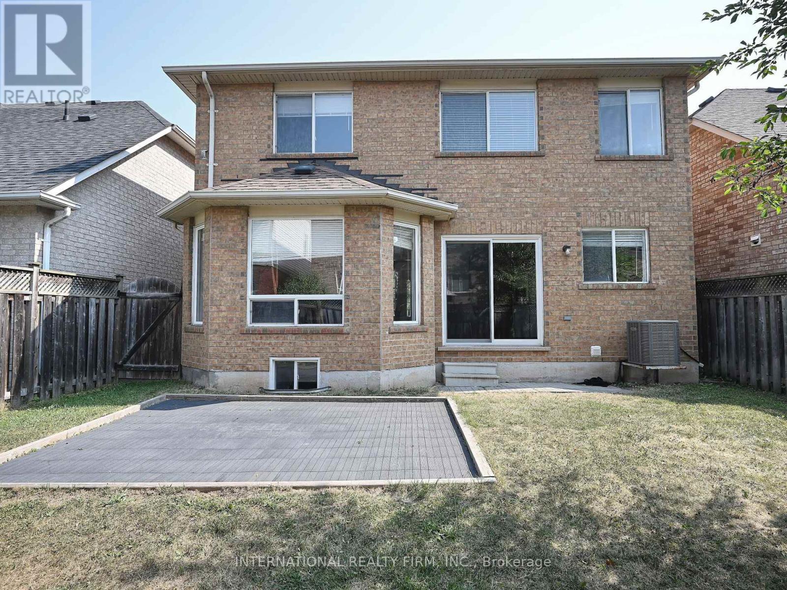 Detached at 2382 FALKLAND CRESCENT, Oakville