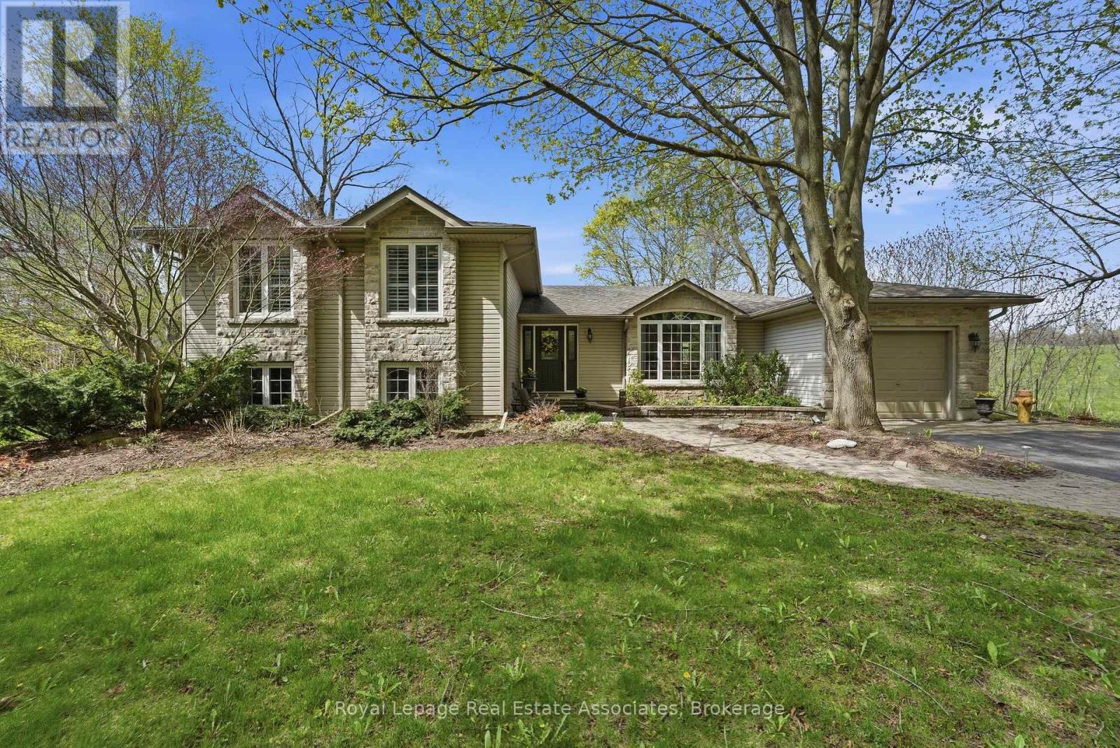 Detached at 12136 6 LINE, Halton Hills (Limehouse)