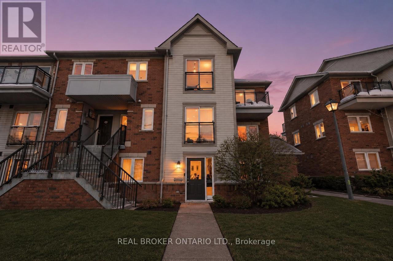 Townhouse at 67 - 4620 GUILDWOOD WAY, Mississauga (Hurontario)