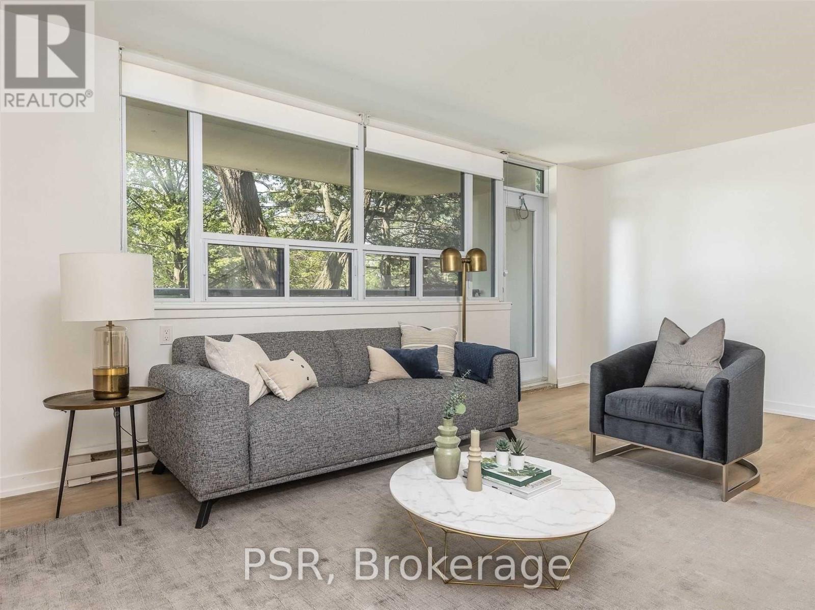 Apartment at 511 - 240 MARKLAND DRIVE, Toronto (Markland Wood)
