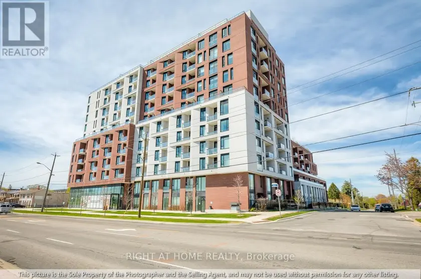 Apartment at 1211 - 3100 KEELE STREET, Toronto